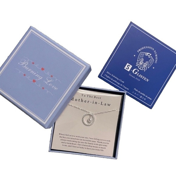 Burning Love Mother-in-Law Necklace; Sterling Silver Circle Pendant; NWT - Picture 2 of 4